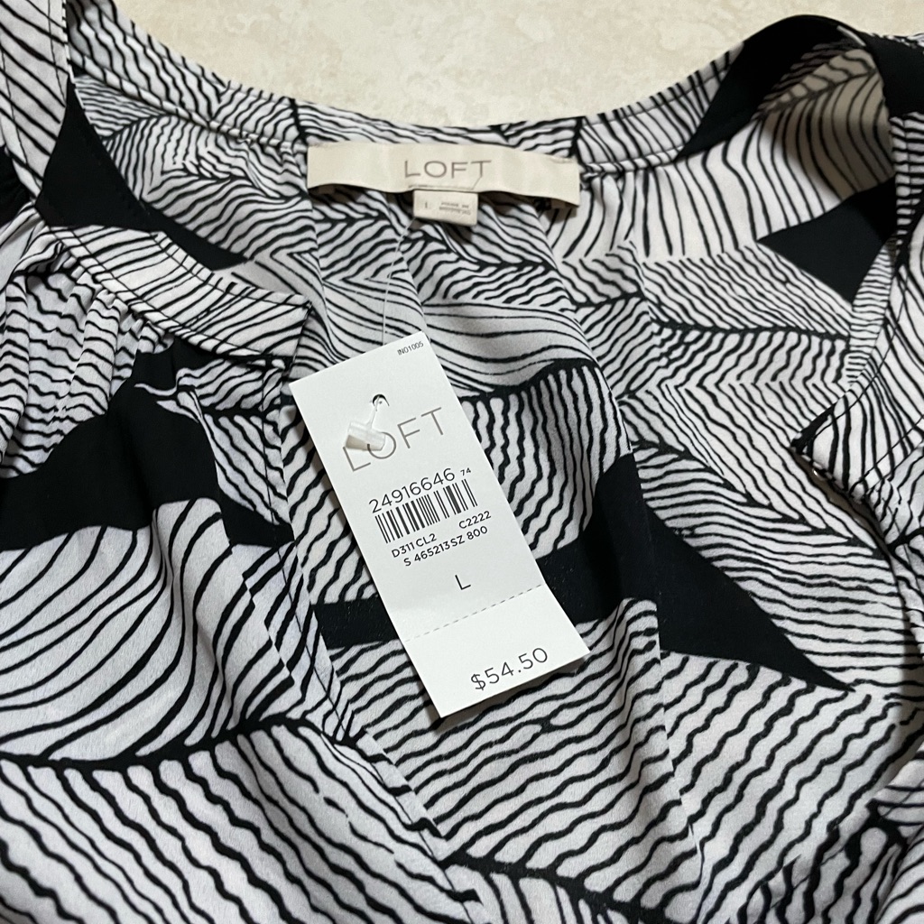 Nwt Shell Top